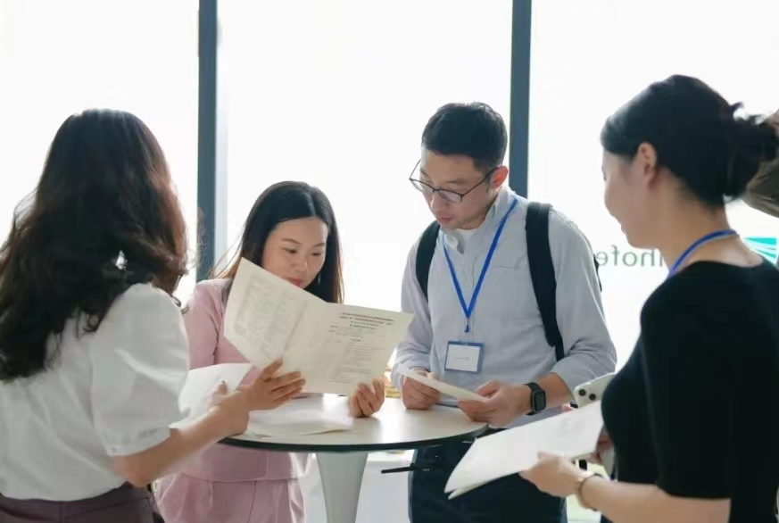 SAP 中国研究院与交大弗劳恩霍夫在临港设立联合创新实验室,打造上海科技创新新高地(图10) SAP 中国研究院与交大弗劳恩霍夫在临港设立联合创新实验室,打造上海科技创新新高地(图10)